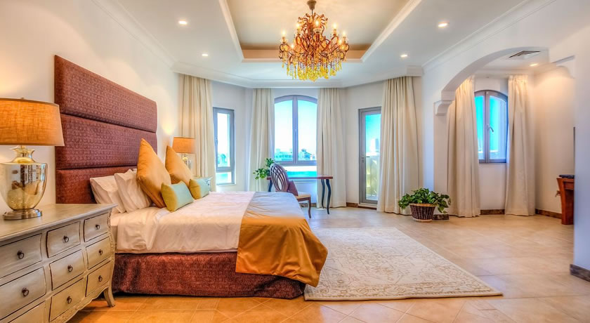 Signature Luxury Holidays - Five Bedroom Villa Sandy Bay 1