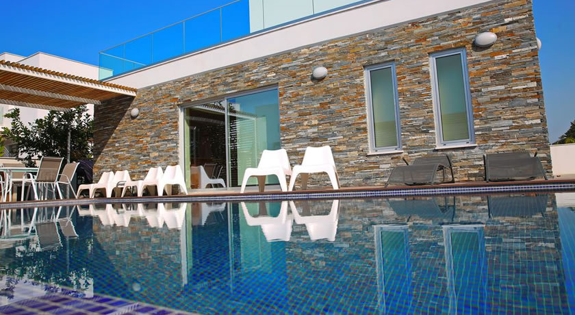 The Luxury Papadakis Villa